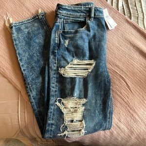 Distressed American Eagle Mom Jeans